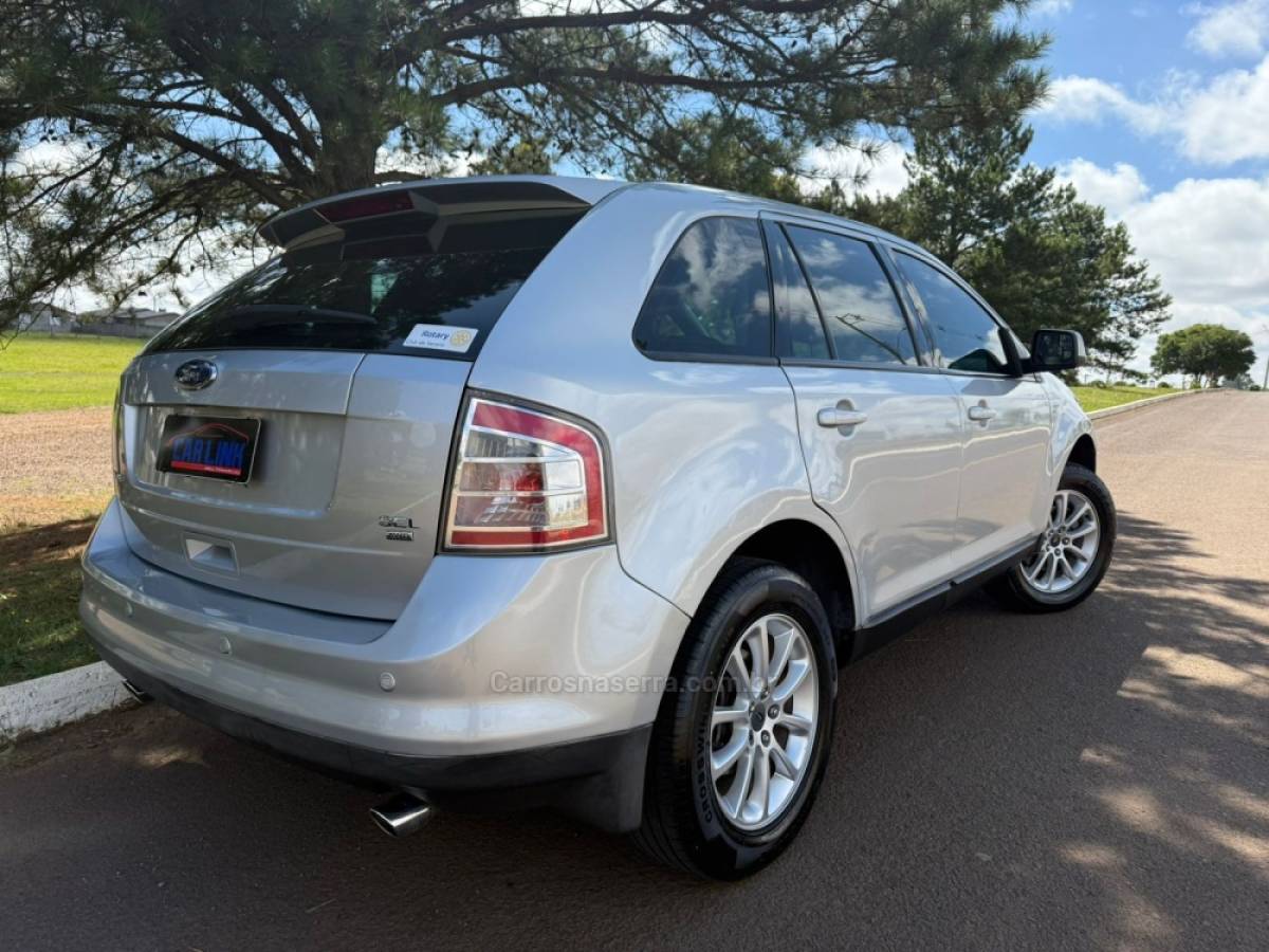 FORD - EDGE - 2008/2009 - Prata - R$ 38.000,00