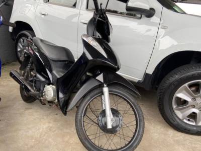 HONDA - BIZ 110I - 2016/2016 - Preta - R$ 11.500,00