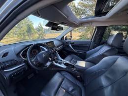 MITSUBISHI - ECLIPSE CROSS - 2022/2023 - Prata - R$ 142.900,00