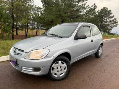 CHEVROLET - CELTA - 2010/2011 - Prata - Sob Consulta