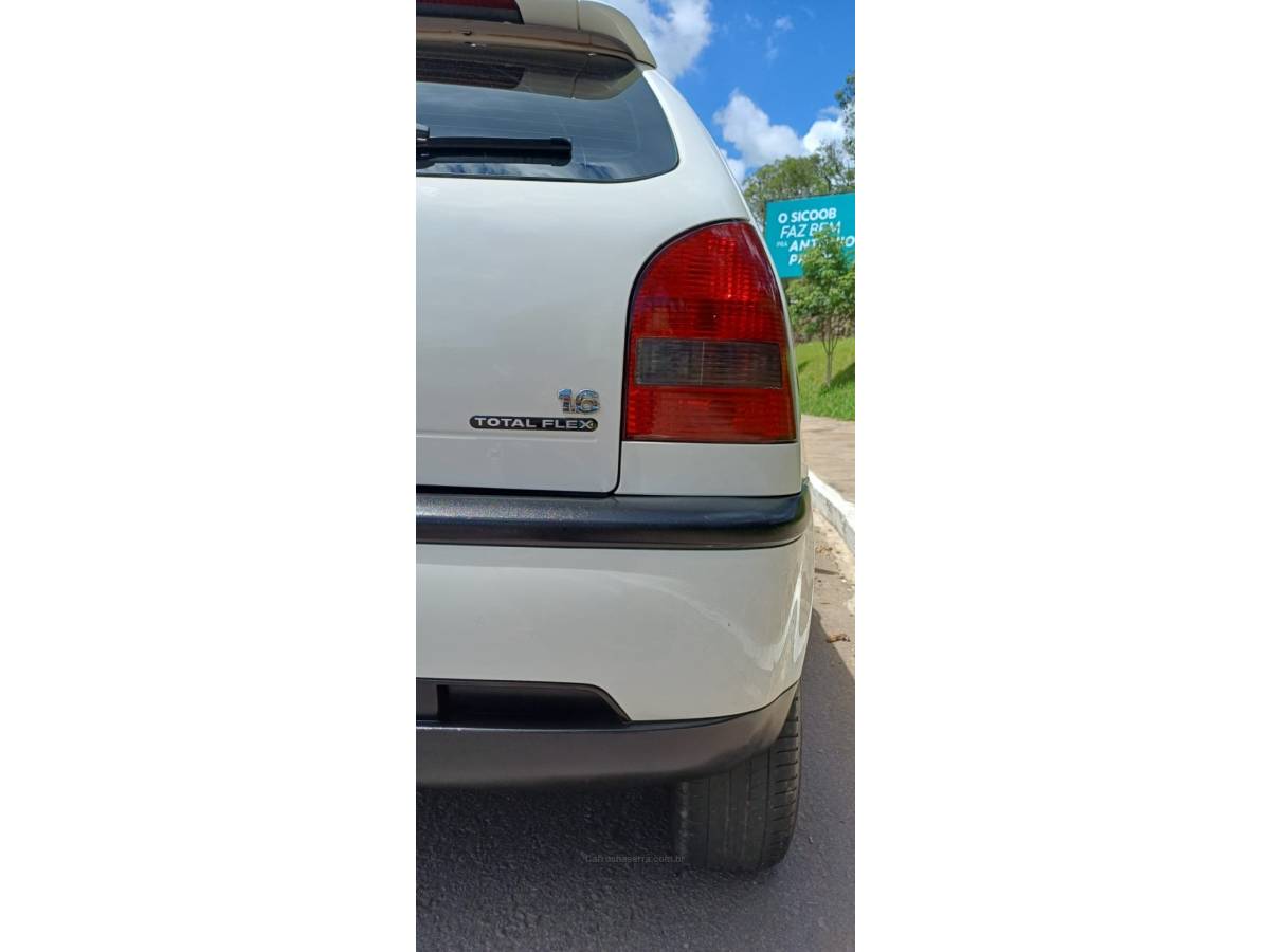 VOLKSWAGEN - GOL - 2003/2004 - Branca - R$ 26.900,00