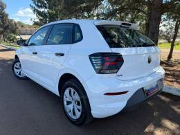 VOLKSWAGEN - POLO - 2024/2025 - Branca - R$ 82.900,00