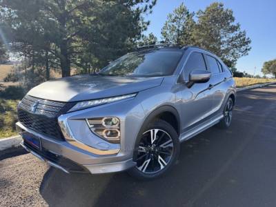 MITSUBISHI - ECLIPSE CROSS - 2022/2023 - Prata - R$ 142.900,00