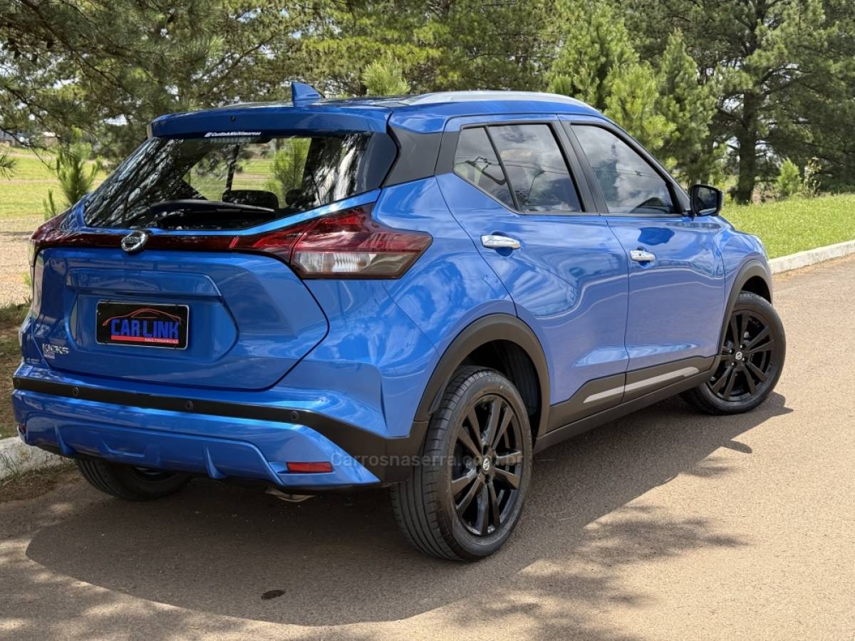 NISSAN - KICKS - 2021/2022 - Azul - R$ 105.900,00