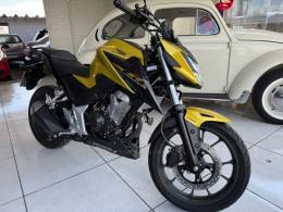 HONDA - CB 300F TWISTER - 2024/2024 - Dourada - R$ 26.900,00