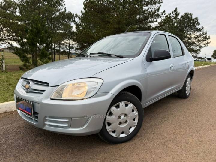 CHEVROLET - PRISMA - 2007/2008 - Prata - R$ 26.900,00