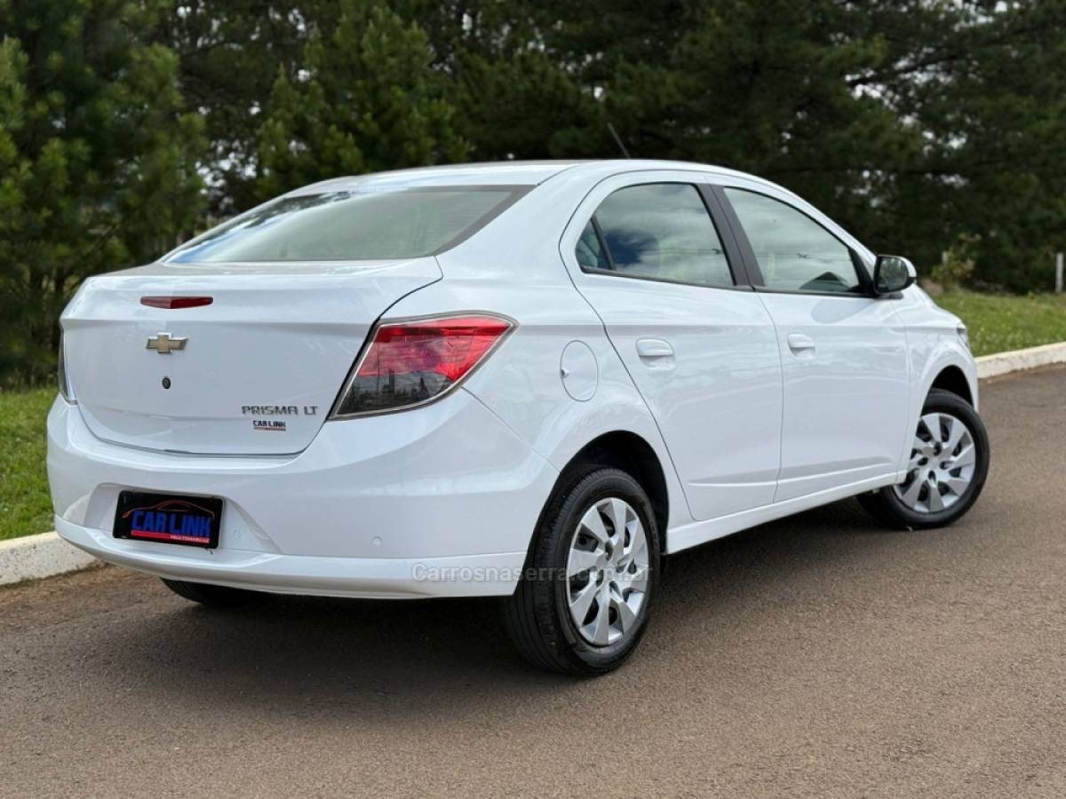 CHEVROLET - PRISMA - 2018/2018 - Branca - R$ 49.900,00