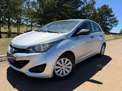 HYUNDAI - HB20 - 2013/2013 - Prata - R$ 43.900,00