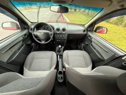 CHEVROLET - CELTA - 2014/2015 - Vermelha - R$ 36.900,00