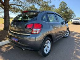 CITROËN - C3 - 2012/2013 - Cinza - R$ 39.900,00