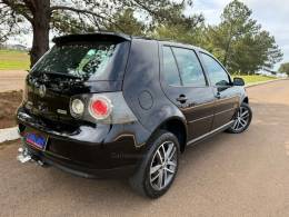 VOLKSWAGEN - GOLF - 2010/2011 - Preta - R$ 49.900,00